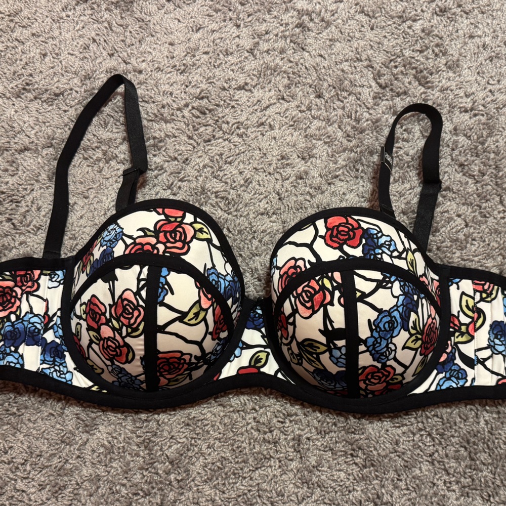 Torrid Stained Glass Roses Push-Up Multiway Strapless Bra 44DD